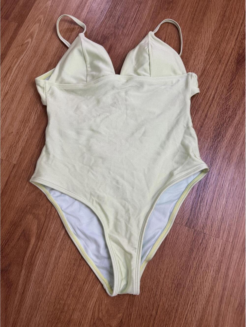 Cupshe-Small Shimmer Light Green One Piece/Swimsuit